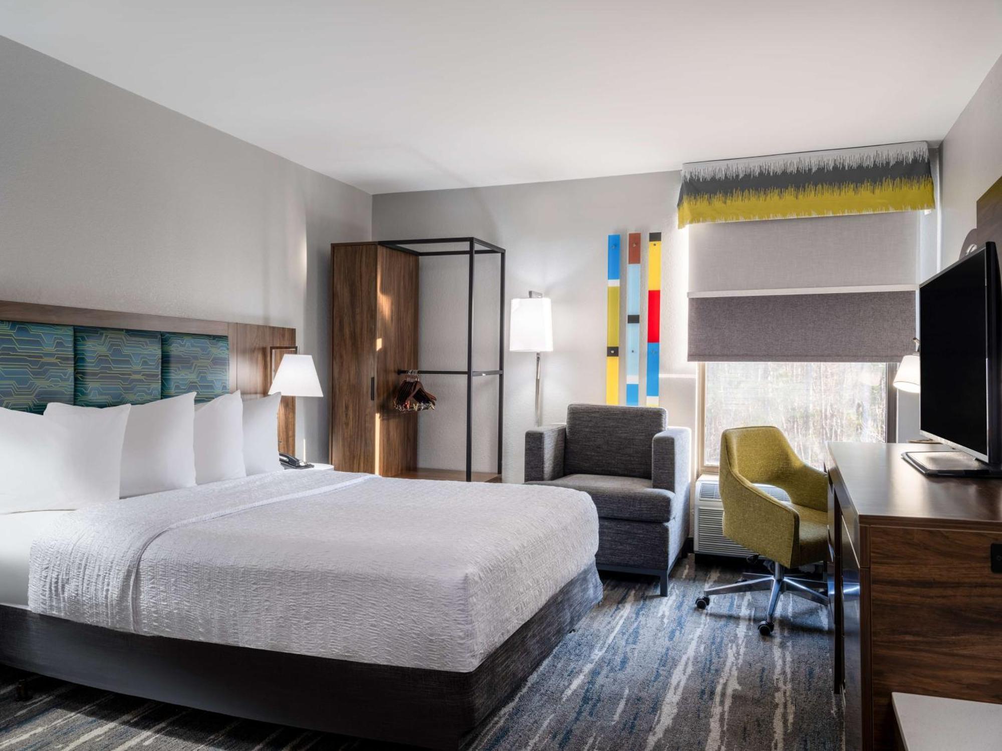 Hampton Inn Atlanta-Peachtree Corners/Norcross Exterior photo