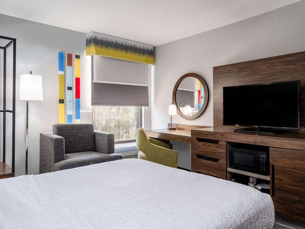 Hampton Inn Atlanta-Peachtree Corners/Norcross Room photo